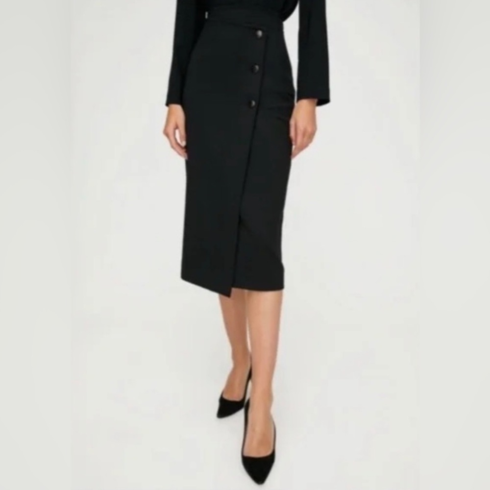 Aritzia Babaton Billy Elegant Black Button-Down Skirt Sz 00
